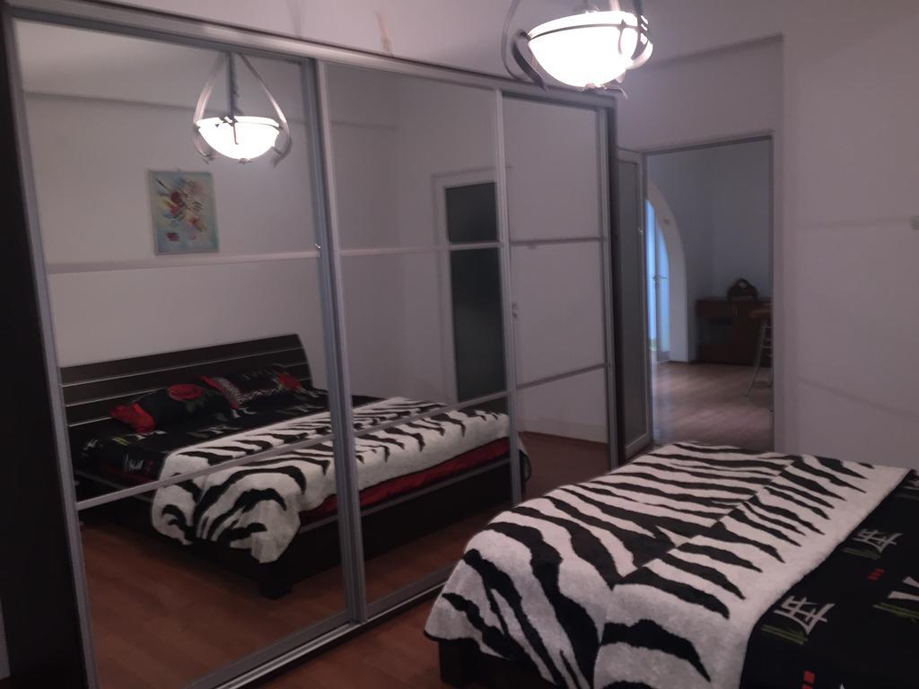Apartament Unirii Centru Διαμέρισμα Βουκουρέστι Δωμάτιο φωτογραφία